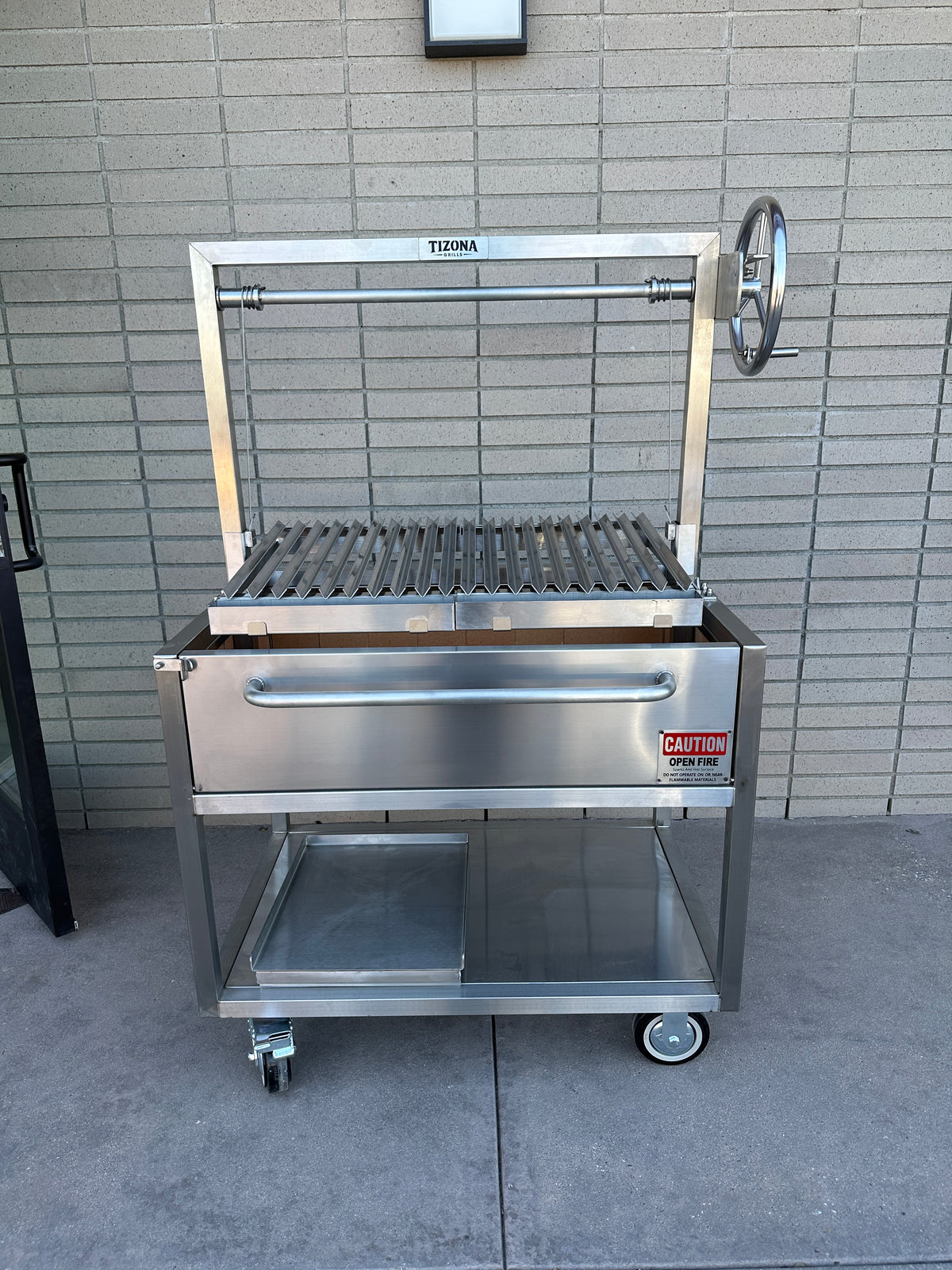 Commander Stainless