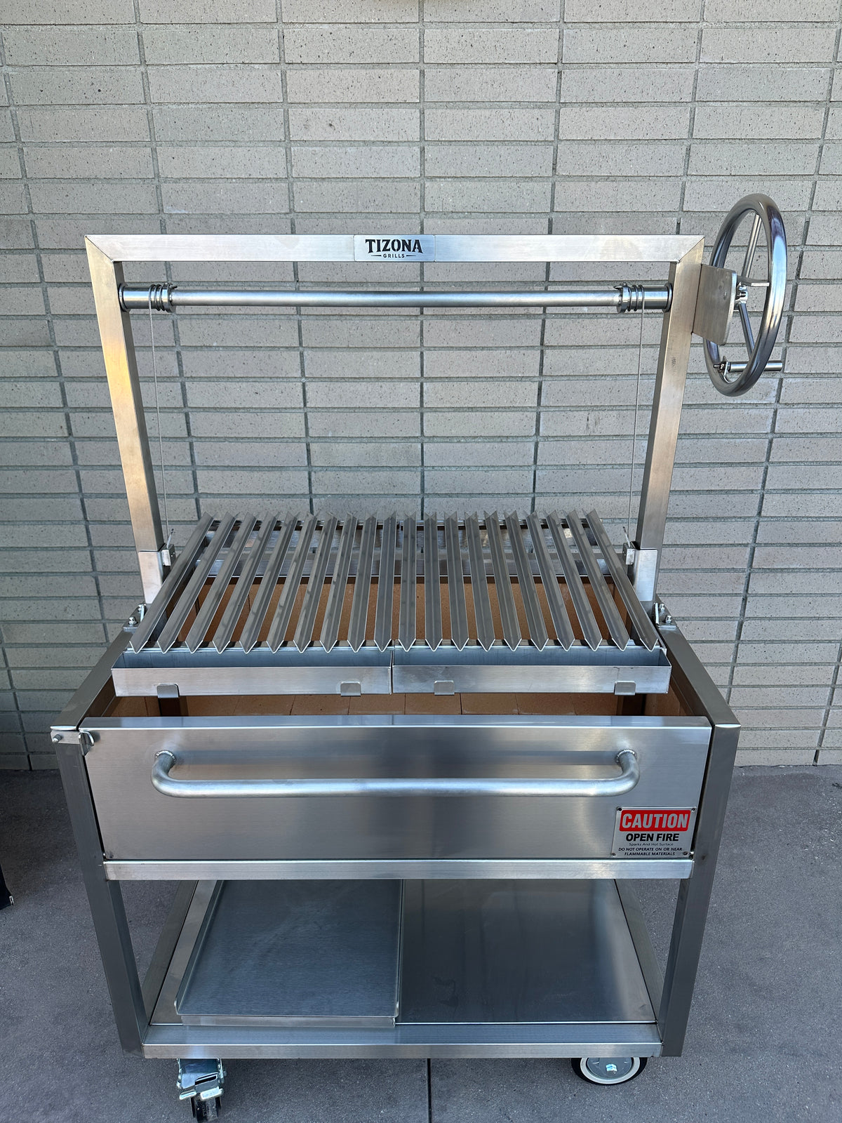 Commander Stainless