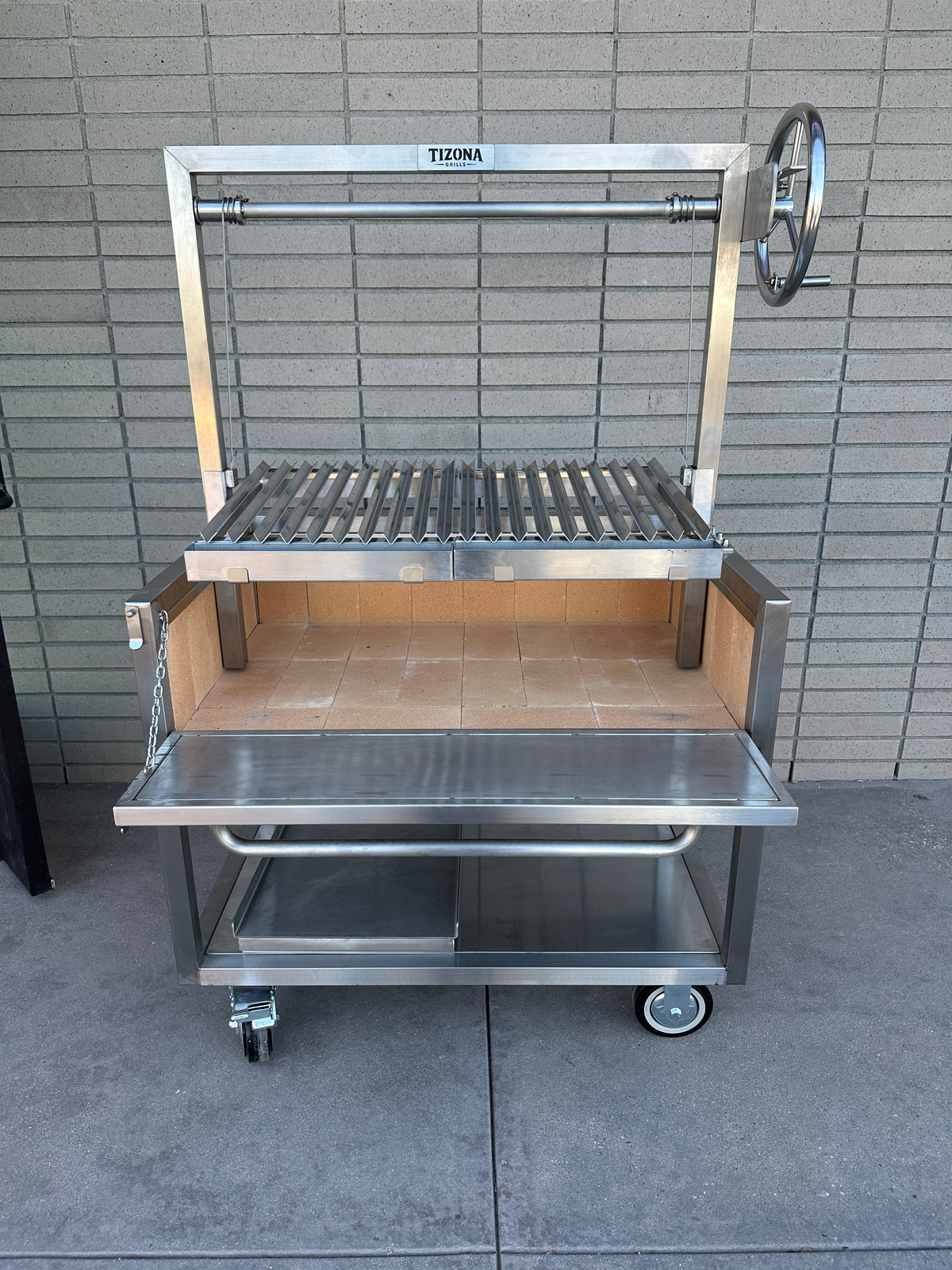 Commander Stainless