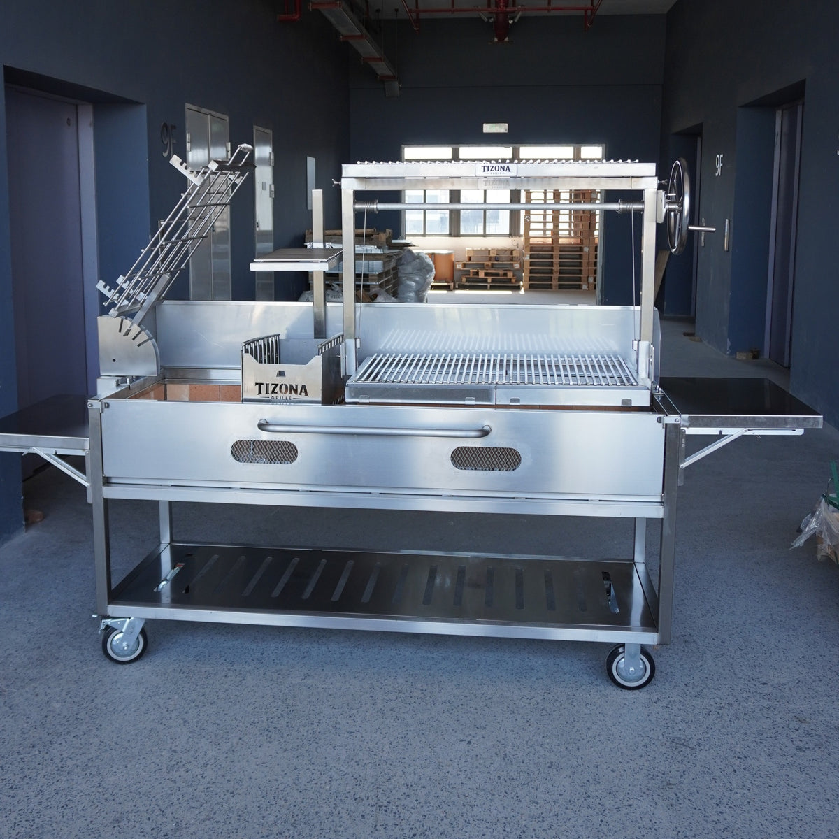 Tizona Garrison live-fire grill, front view